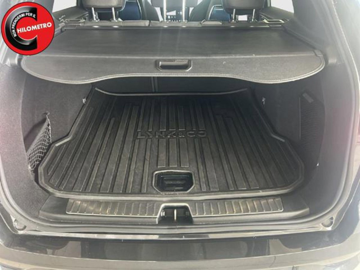 Lynk & Co 01 01 1.5 td phev More auto (16)