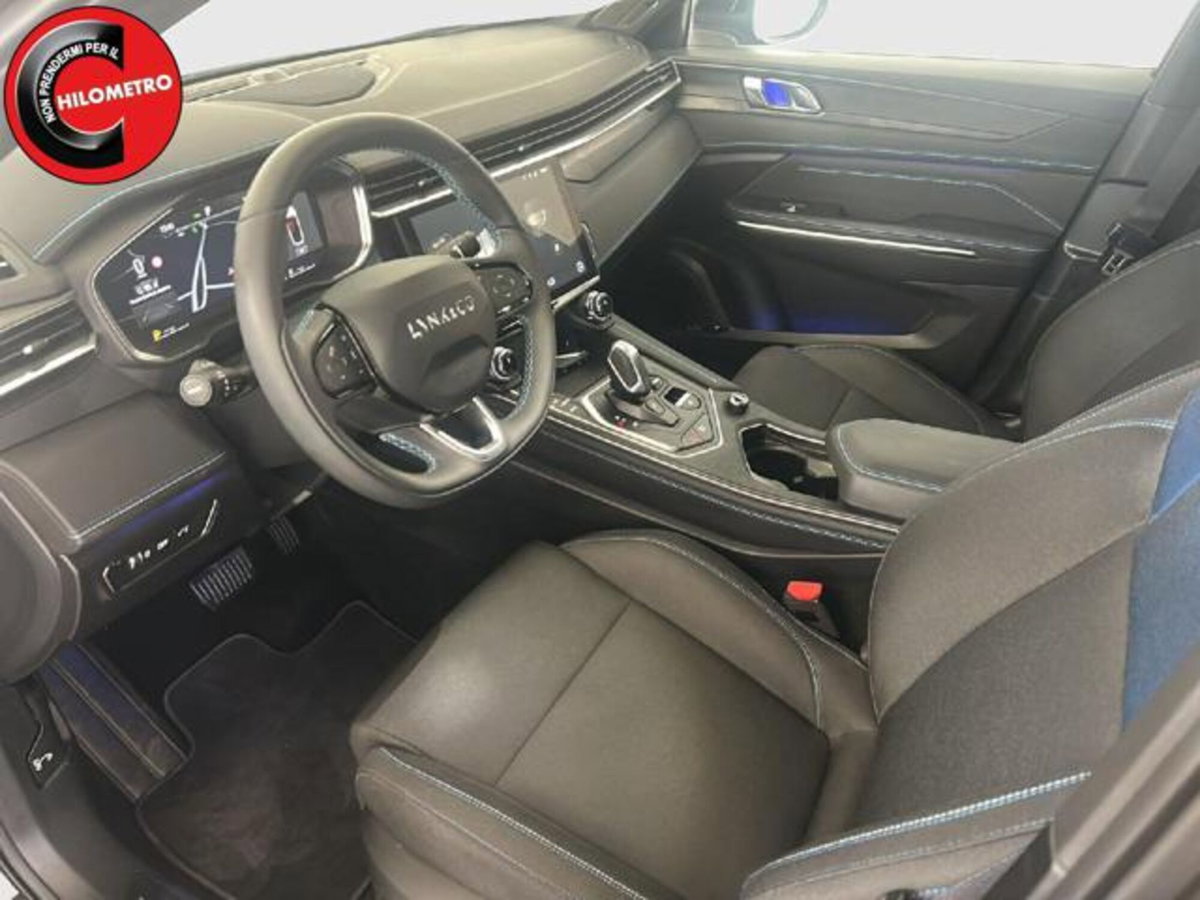 Lynk & Co 01 01 1.5 td phev More auto (7)