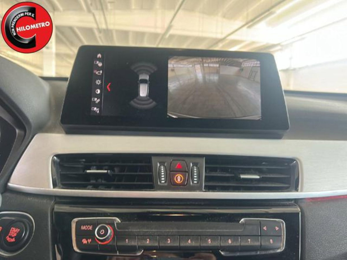 BMW X1 xDrive18d Business Advantage (14)