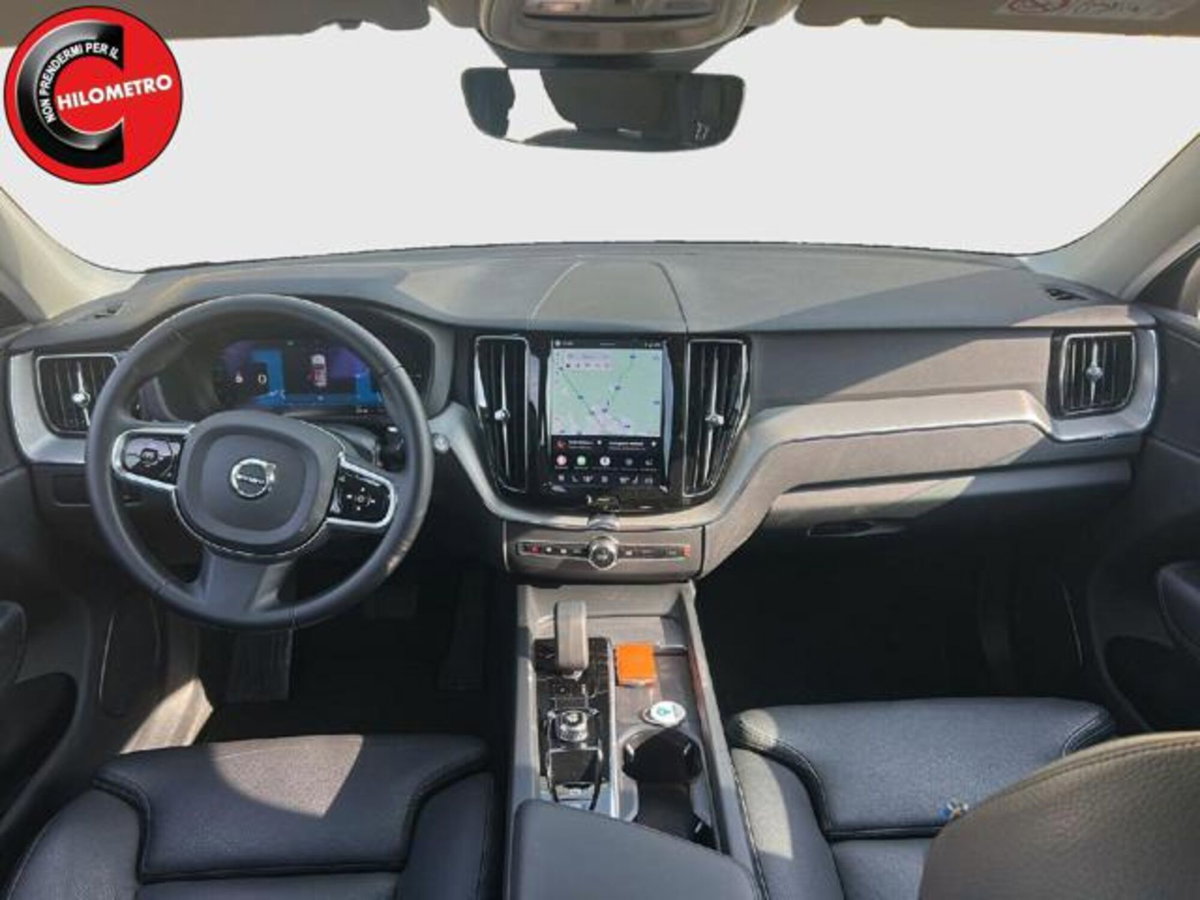 Volvo XC60 T8 Recharge AWD Plug-in Hybrid automatico Plus Dark (10)