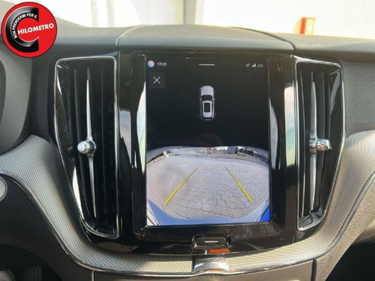 Volvo XC60 T8 Recharge AWD Plug-in Hybrid automatico Plus Dark (12)