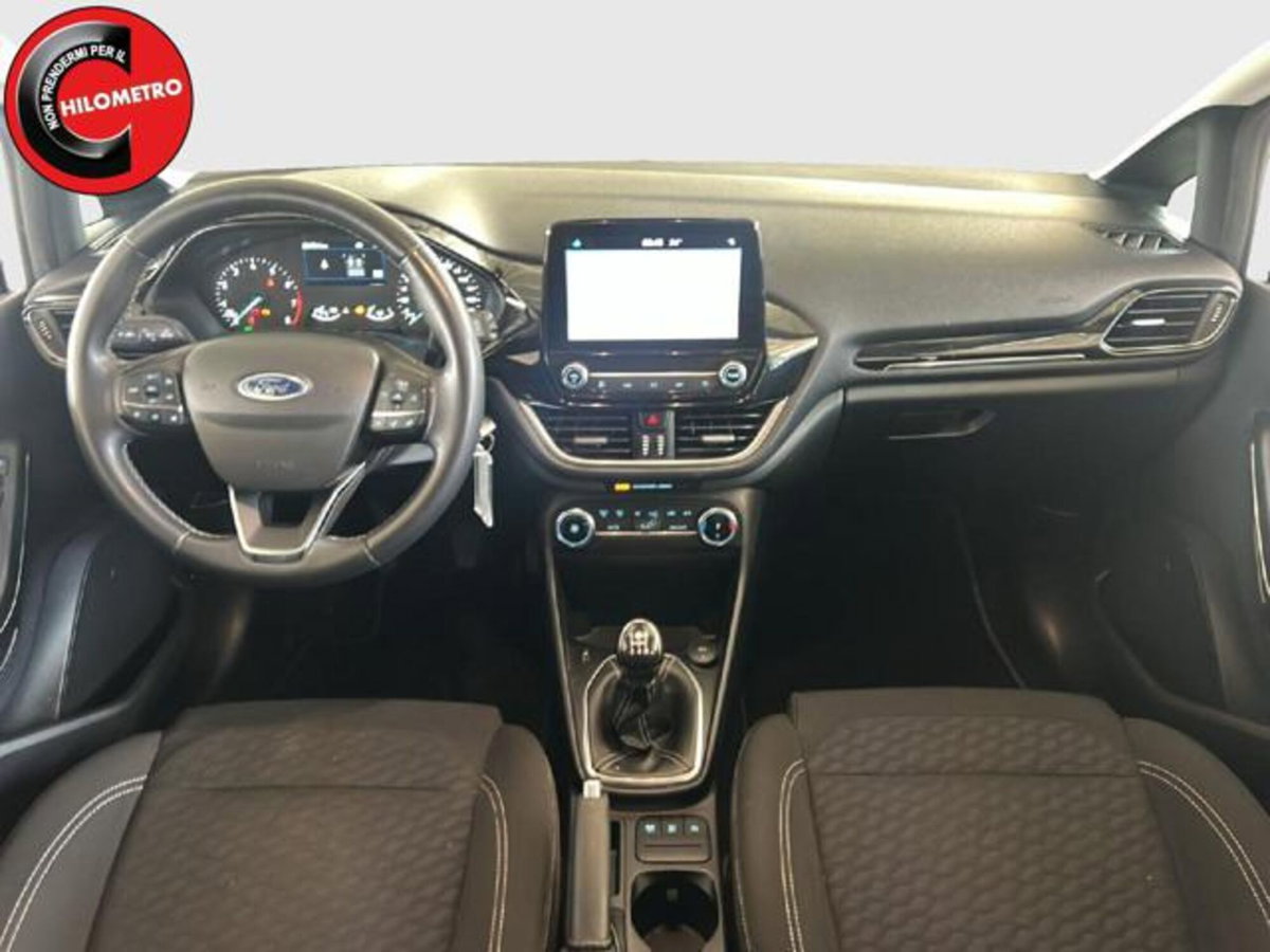 Ford Fiesta 1.1 75 CV 5 porte Titanium (13)