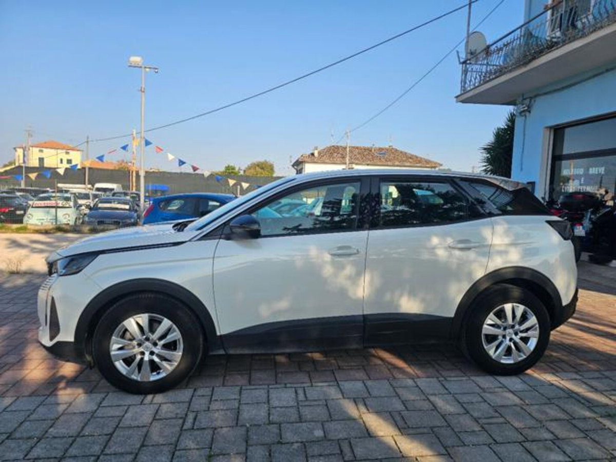 Peugeot 3008 BlueHDi 130 S&S Active Pack (2)