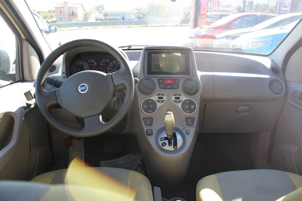 Fiat Panda 1.2 Emotion (10)