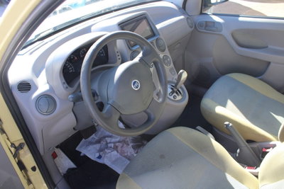 Fiat Panda 1.2 Emotion (14)