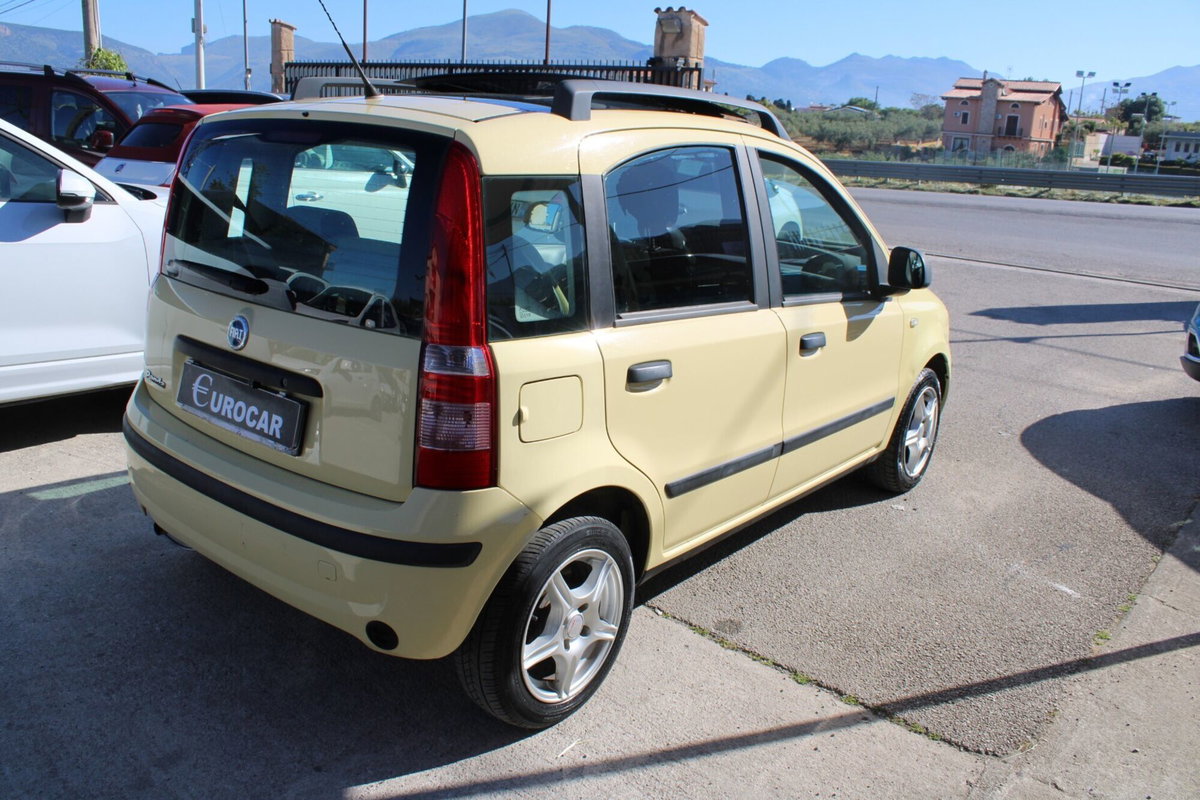 Fiat Panda 1.2 Emotion (6)