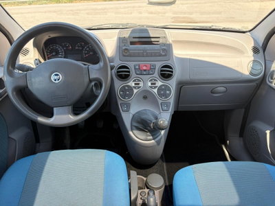 Fiat Panda 1.2 Emotion (8)