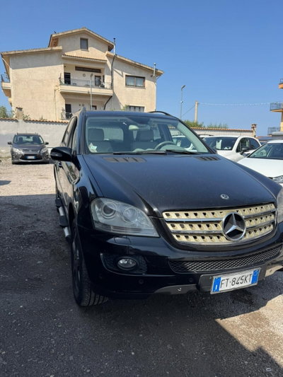 Mercedes-Benz Classe ML 320 CDI Sport (10)