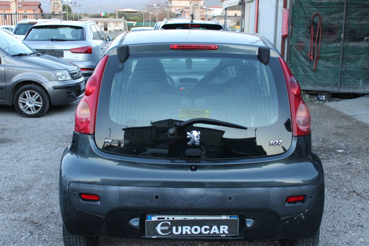 Peugeot 107 68CV 5p. Desir (4)