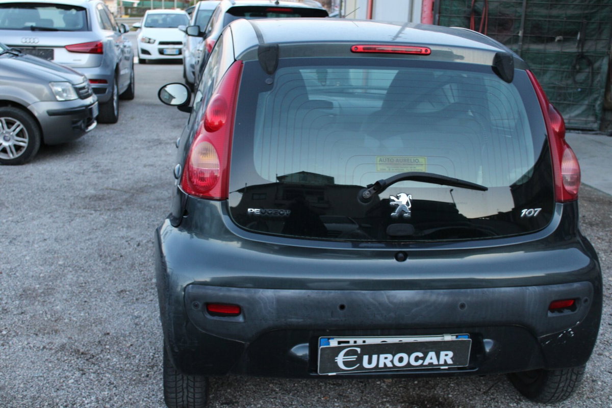 Peugeot 107 68CV 5p. Desir (5)