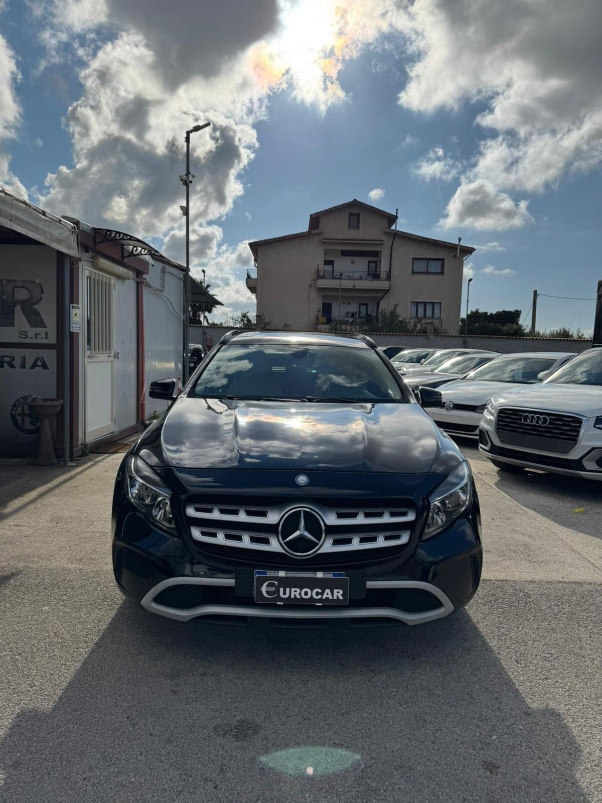 Mercedes-Benz GLA SUV 200 d Sport (14)