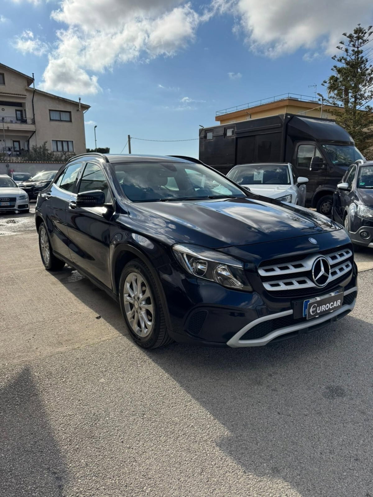 Mercedes-Benz GLA SUV 200 d Sport (16)