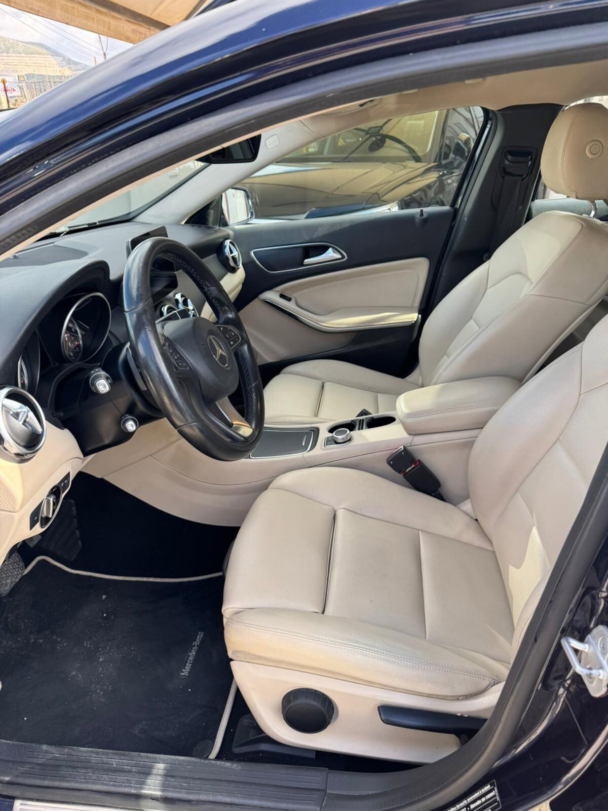 Mercedes-Benz GLA SUV 200 d Sport (3)