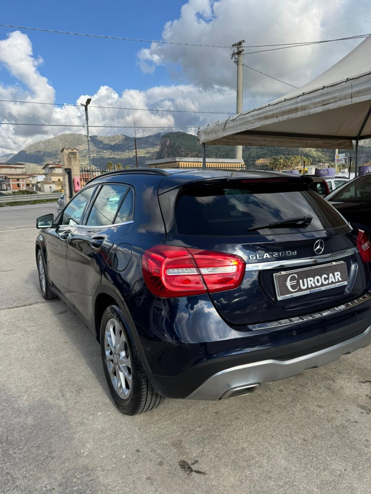 Mercedes-Benz GLA SUV 200 d Sport (8)