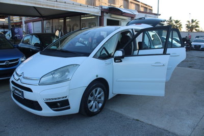 Citroen C4 Picasso 1.6 HDi 110 FAP Seduction (11)