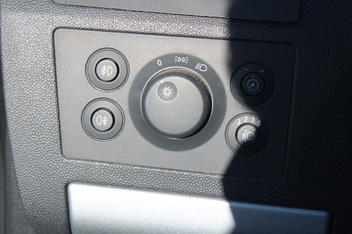 Opel Zafira 1.7 CDTI 110CV Edition (12)