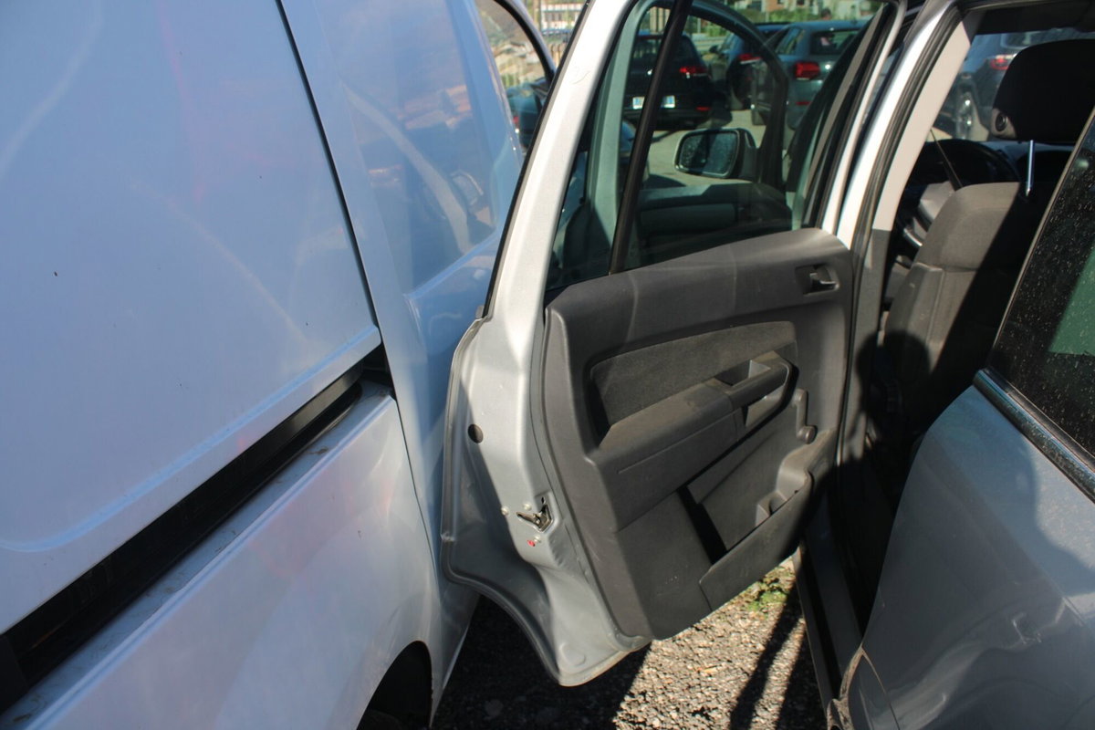 Opel Zafira 1.7 CDTI 110CV Edition (19)