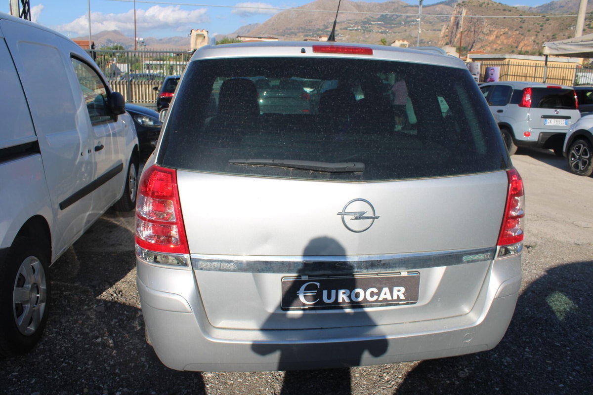 Opel Zafira 1.7 CDTI 110CV Edition (4)