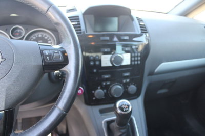 Opel Zafira 1.7 CDTI 110CV Edition (9)