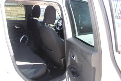 Jeep Renegade 1.6 Mjt 120 CV Longitude (13)