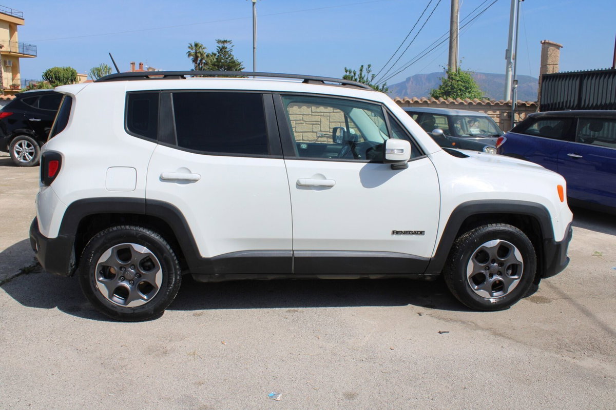 Jeep Renegade 1.6 Mjt 120 CV Longitude (9)