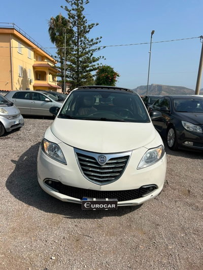 Lancia Ypsilon 1.3 MJT 16V 95 CV 5 porte S&S Silver (10)
