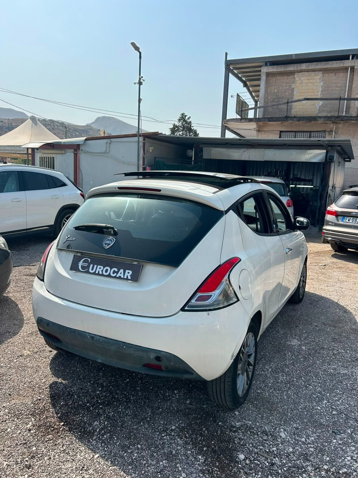 Lancia Ypsilon 1.3 MJT 16V 95 CV 5 porte S&S Silver (6)