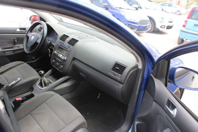 Volkswagen Golf 1.9 TDI 5p. Trendline (7)