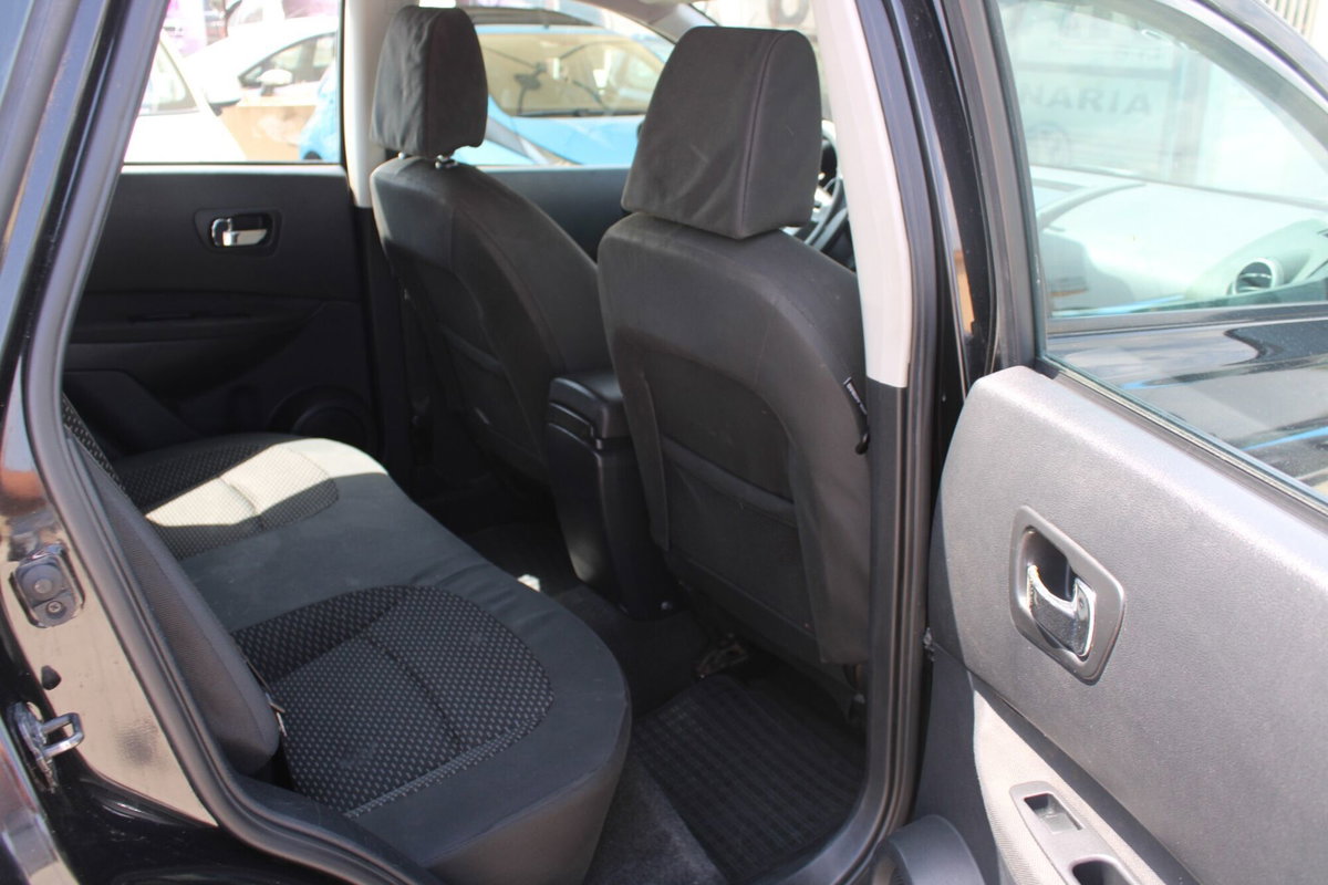 Nissan Qashqai 1.5 dCi Visia (10)