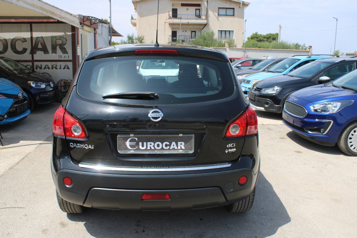 Nissan Qashqai 1.5 dCi Visia (4)