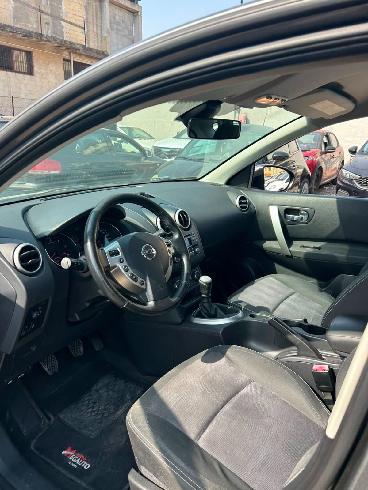 Nissan Qashqai 1.5 dCi DPF Acenta (3)