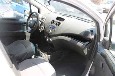 Chevrolet Spark 1.0 (7)