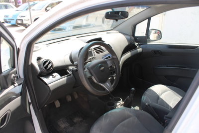 Chevrolet Spark 1.0 (8)