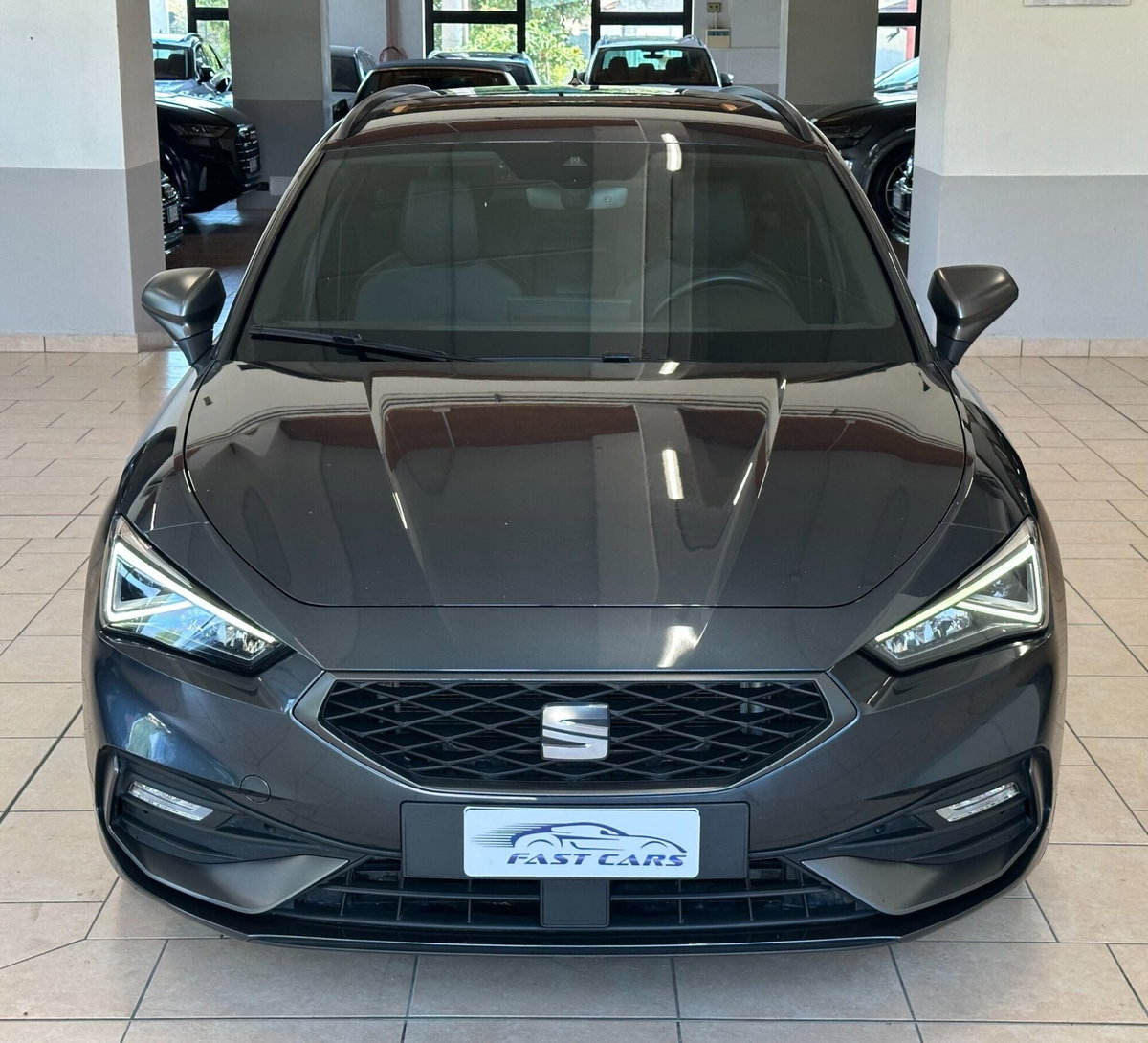 SEAT Leon ST 2.0 TDI 4Drive DSG FR (2)