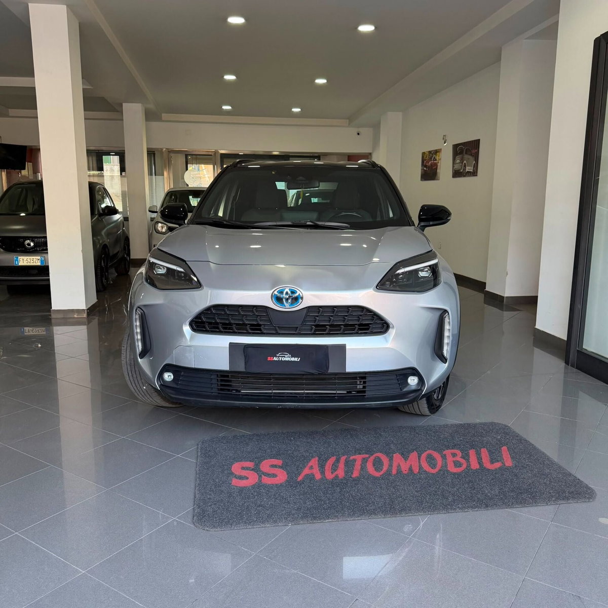 Toyota Yaris Cross 1.5 Hybrid 5p. E-CVT Trend (2)