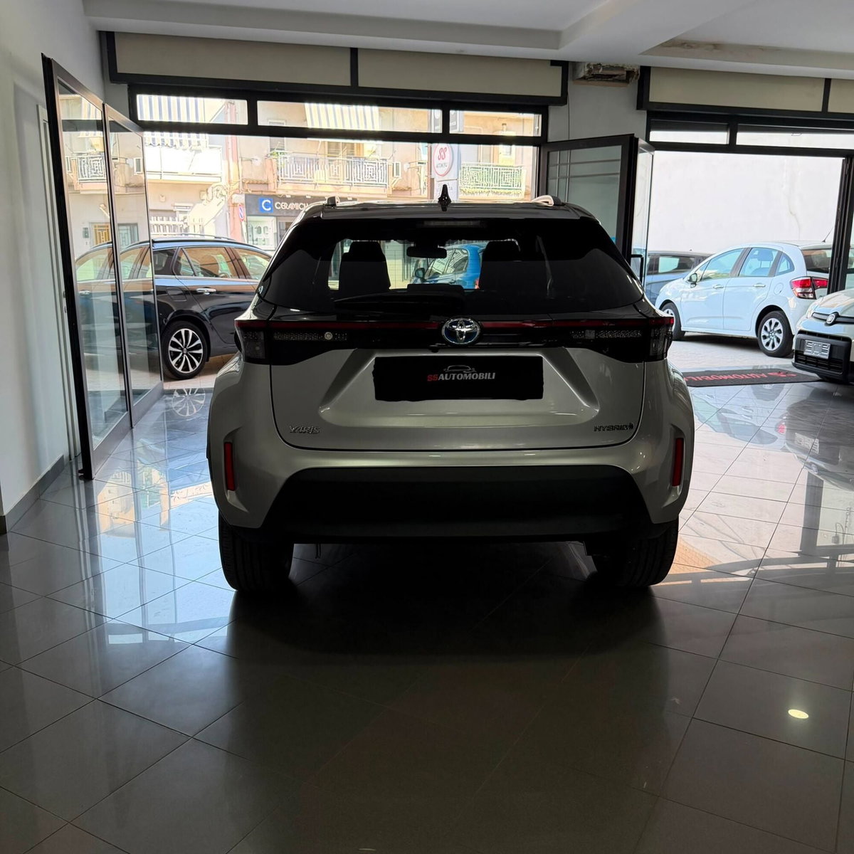 Toyota Yaris Cross 1.5 Hybrid 5p. E-CVT Trend (6)
