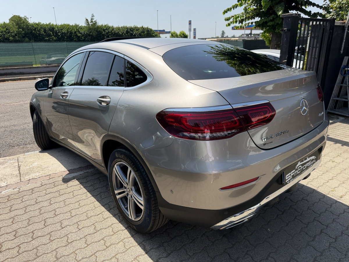 Mercedes-Benz GLC Coupé 220 d 4Matic Coupé Premium (4)