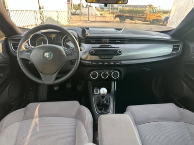 Alfa Romeo Giulietta 1.6 JTDm-2 Progression c/CL (10)