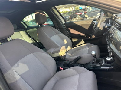 Alfa Romeo Giulietta 1.6 JTDm-2 Progression c/CL (11)