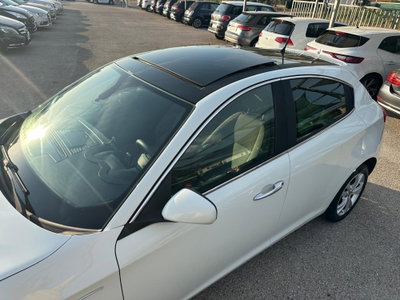 Alfa Romeo Giulietta 1.6 JTDm-2 Progression c/CL (8)