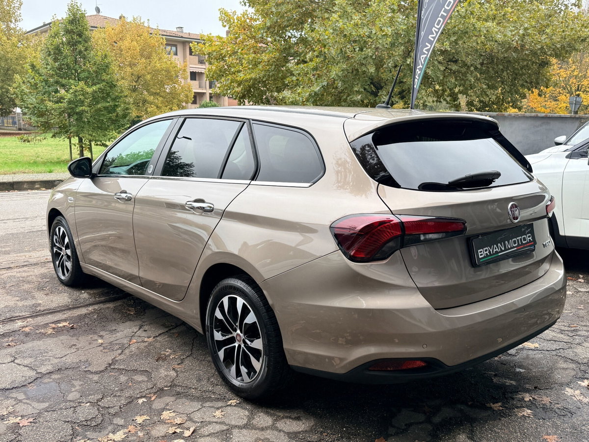 Fiat Tipo Station Wagon Tipo 1.6 Mjt S&S SW Mirror (3)