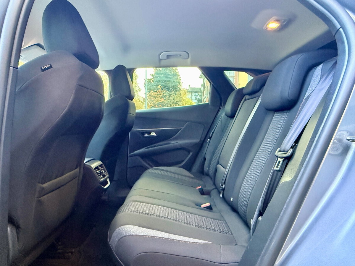 Peugeot 3008 BlueHDi 130 S&S EAT8 Active Pack (9)