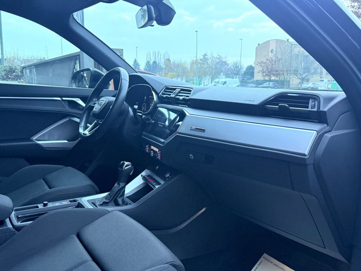 Audi Q3 45 TFSI e S tronic S line edition (14)