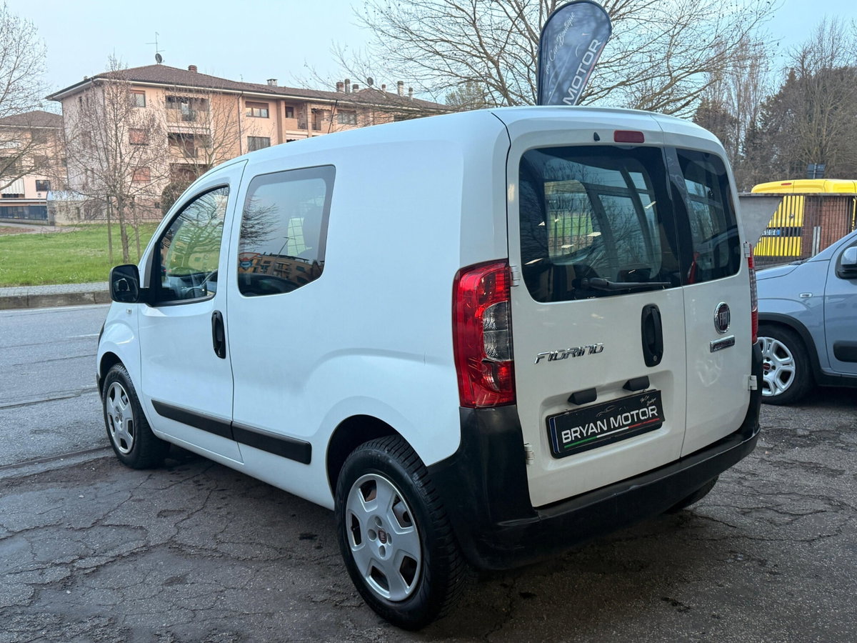 Fiat Fiorino Furgone cargo 1.3 mjt 95cv SX (4)