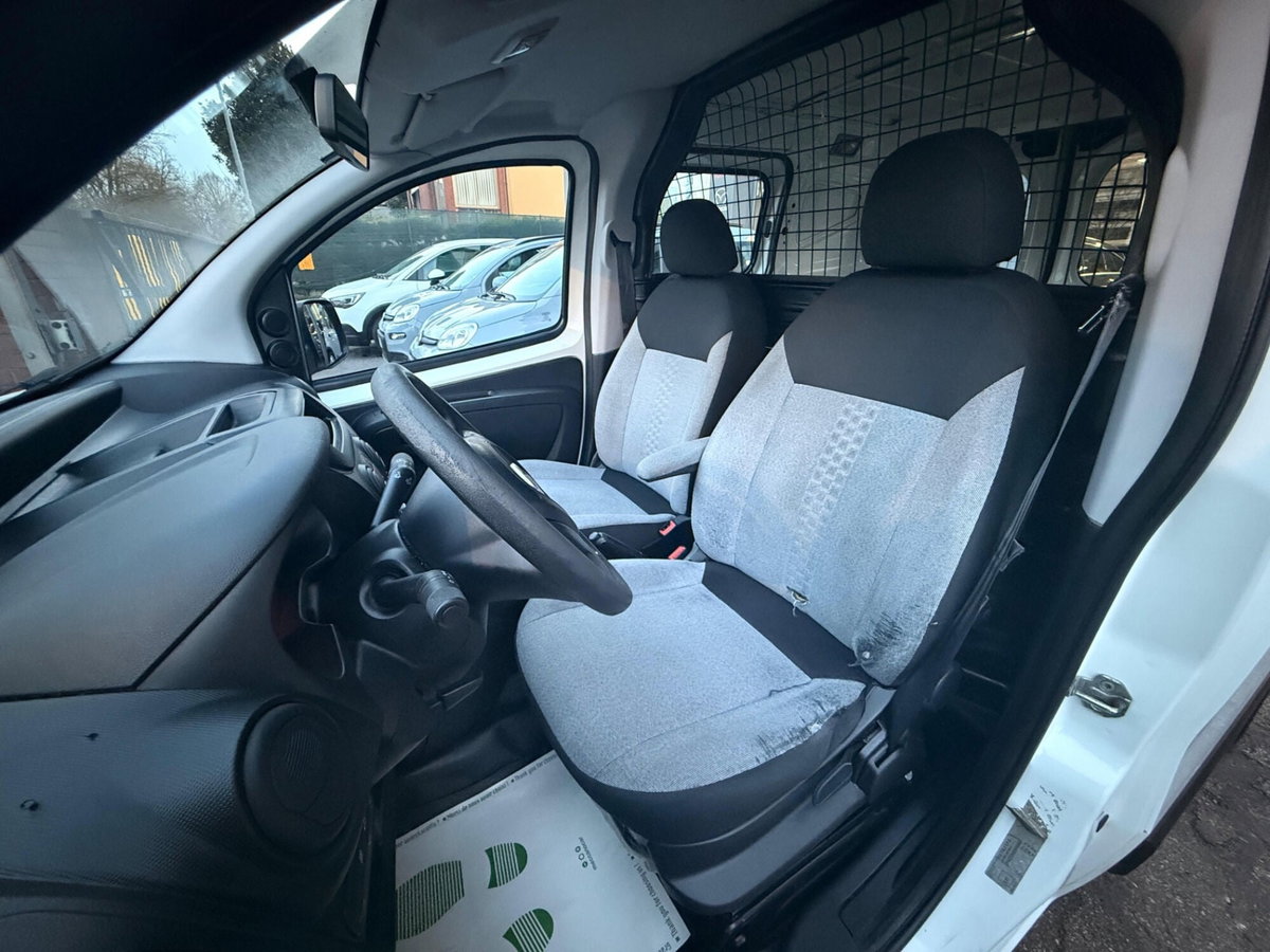 Fiat Fiorino Furgone cargo 1.3 mjt 95cv SX (7)