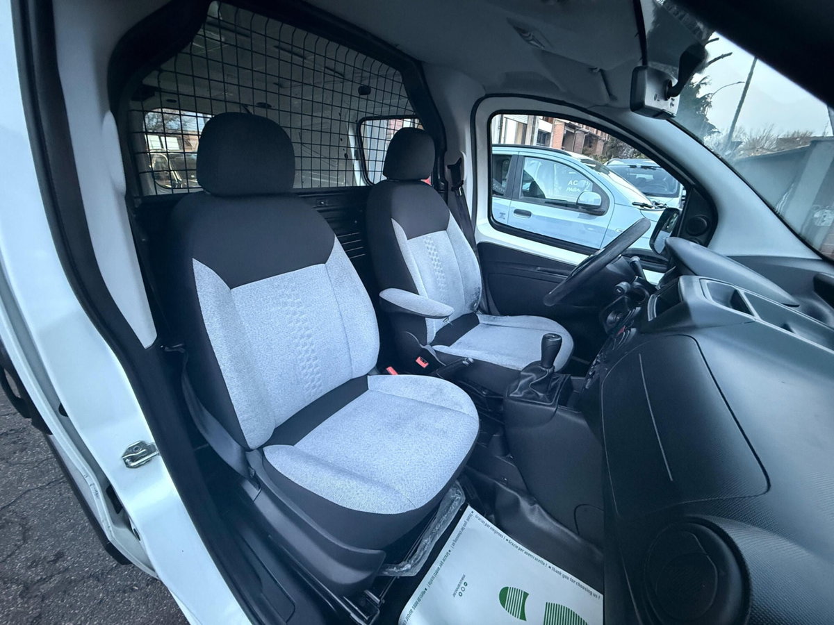 Fiat Fiorino Furgone cargo 1.3 mjt 95cv SX (8)