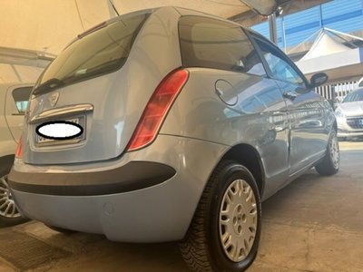 Lancia Ypsilon 1.2 Argento (4)