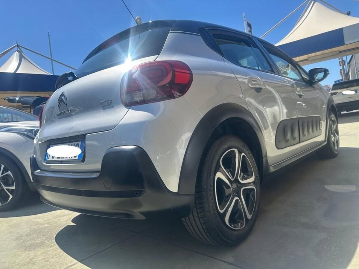 Citroen C3 PureTech 82 GPL Shine (8)