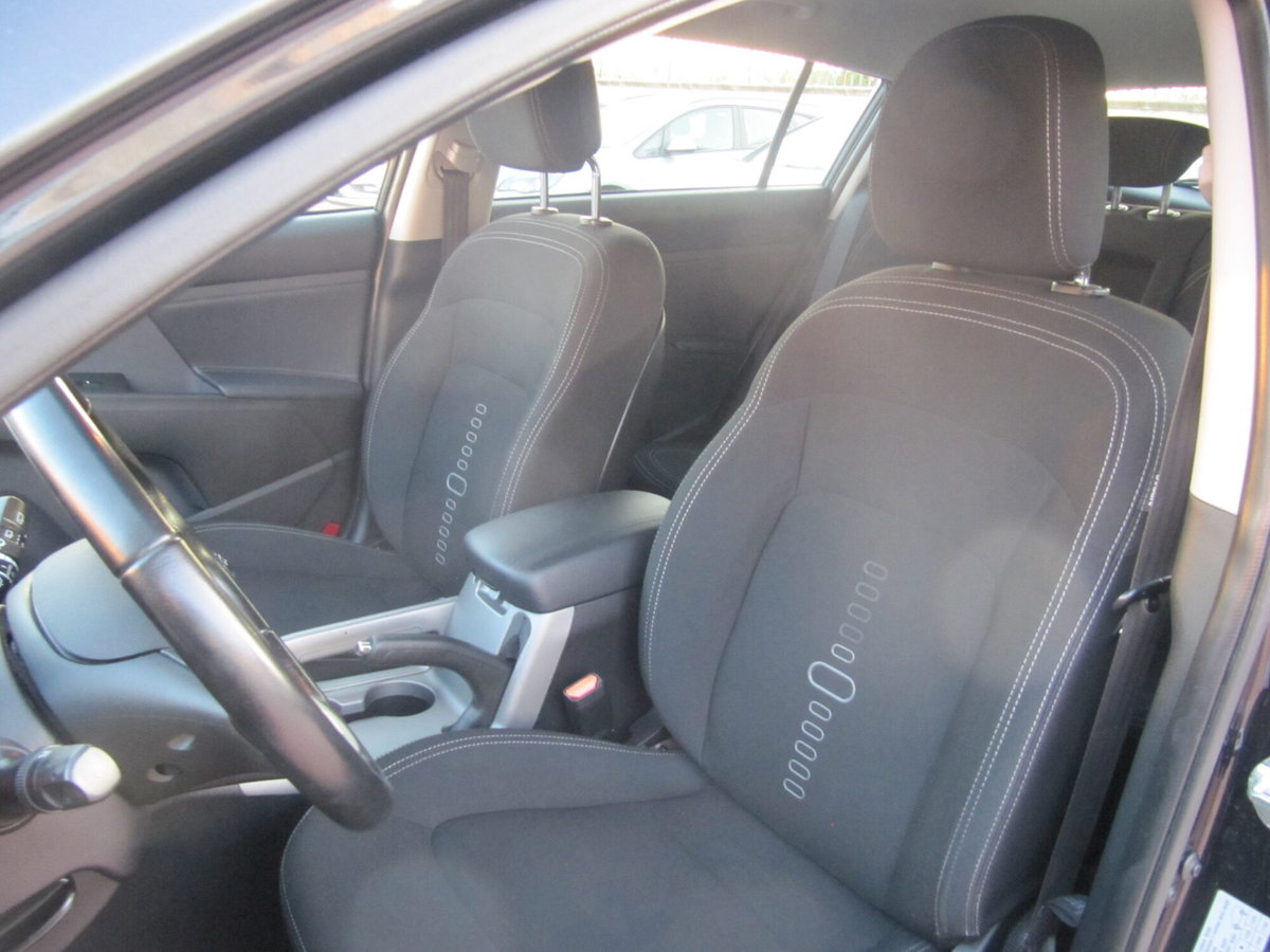 Kia Sportage 1.7 CRDI VGT 2WD Cool (11)