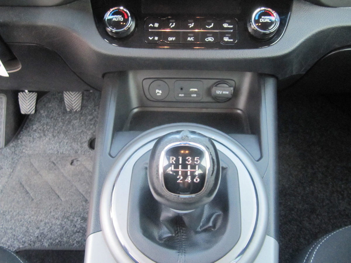 Kia Sportage 1.7 CRDI VGT 2WD Cool (9)